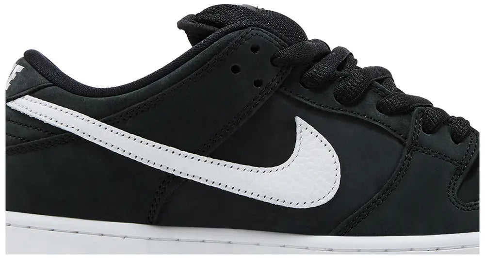 Nike SB Dunk Low "Black Gum"