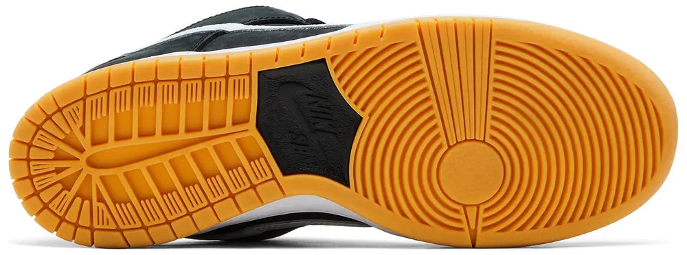 Nike SB Dunk Low "Black Gum"